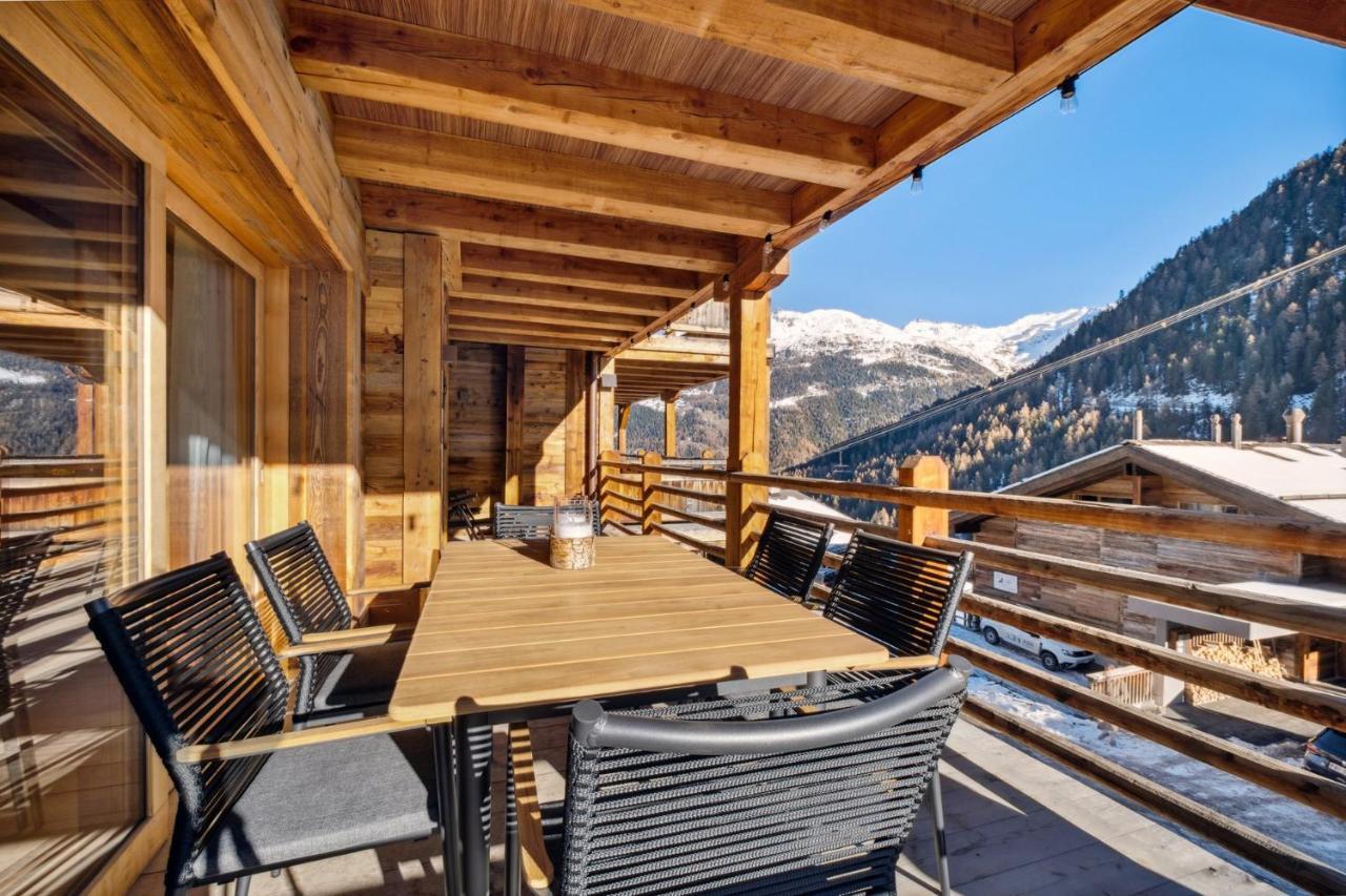 Chalet Larchwood By Mrs Miggins Grimentz Eksteriør billede